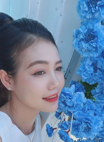 Chị Khánh Hà